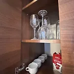 Host2u Belvedere - In - Out - Free Parking Апартамент