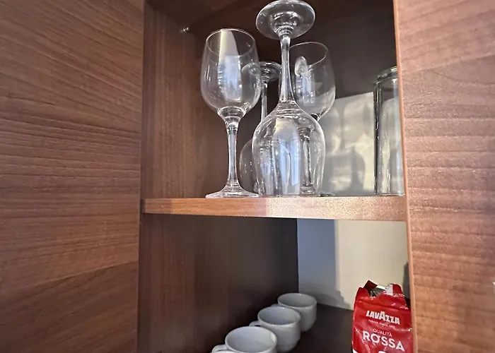 Host2u Belvedere - In - Out - Free Parking شقة