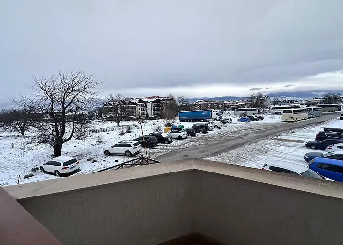 Host2u Belvedere - In - Out - Free Parking